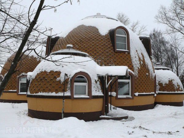 Сферические (купольные) дома: конструкции, особенности планировки